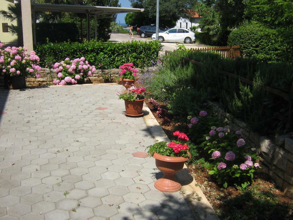 App Karmen With Free Parkig Apartment Porec Exterior photo